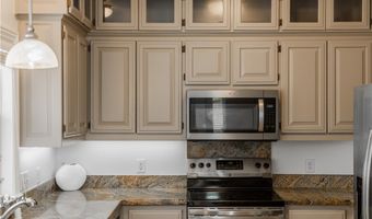 3901 NW Creekstone Blvd, Bentonville, AR 72712