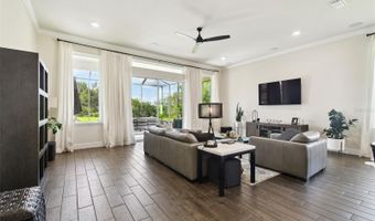 6211 SEA AIR Dr, Apollo Beach, FL 33572