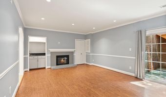 2345 S ROLFE St S, Arlington, VA 22202