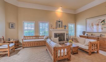1724 AVENIDA ALTURAS NE, Albuquerque, NM 87110