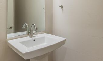1851 Las Piedras, Alamogordo, NM 88310