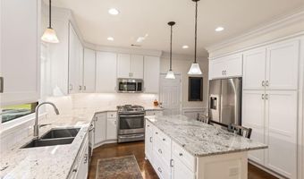 1905 Broadwell Oaks Dr, Alpharetta, GA 30004