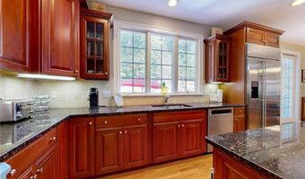 20 McPartland Way, East Greenwich, RI 02818