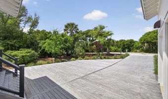 196 Portsmouth Way, Bald Head Island, NC 28461