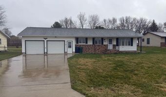 230 E 2nd St, Ashton, IA 51232