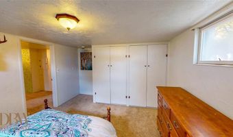 542 S Day St, Powell, WY 82435