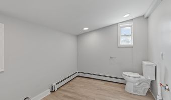 206 Ormsby St, Adrian, MI 49221