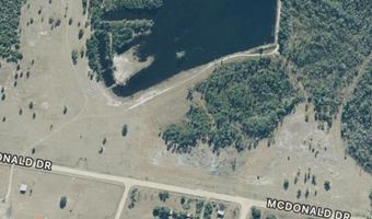 Campbell Circle, Alford, FL 32420