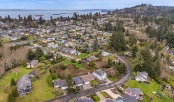 320 SOUTH St, Astoria, OR 97103