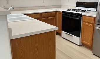5992 Trickling Descent St 102, Henderson, NV 89011