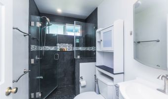 637 Manu Oo St A, Kailua, HI 96734
