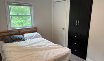 4006 Center Rd, Ashtabula, OH 44004