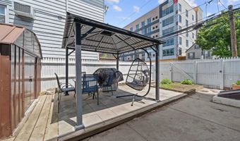 51 E 14TH St, Bayonne, NJ 07002
