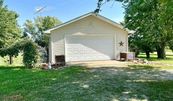 6947 205th Trl, Albia, IA 52531