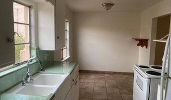 305 MADISON St NE, Albuquerque, NM 87108