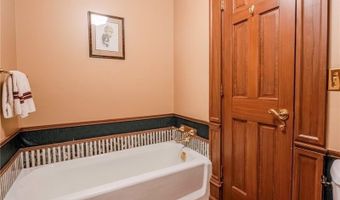 805 Old Mill Ct, Ball Ground, GA 30107