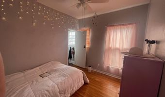 307 N Van Buren St, Auburn, IN 46706