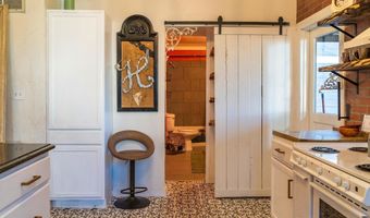 961 E Main St, Batesville, AR 72501