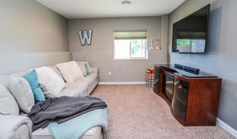 1202 SW 13th Ave, Aberdeen, SD 57401