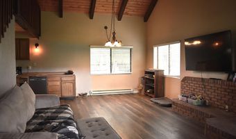 251 HILLVIEW Dr, Auburn, WY 83111