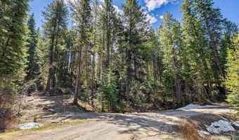 110 Panorama Dr, Cascade, ID 83611