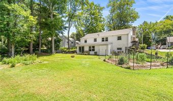 10 Craigie St, North Providence, RI 02911