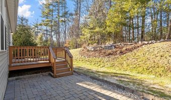 35 Greenside Ln 35, Acton, MA 01720