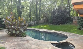 615 Kings Rd, Athens, GA 30606