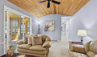 3501 N MORRISON St, Appleton, WI 54911
