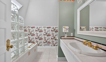 496 Beach St, Ashland, OR 97520