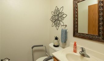 1803 16th St SW, Austin, MN 55912
