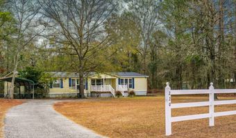 220 Albacore Rd, Bonneau, SC 29431