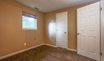 7834 Burr Oak Ct, Indianapolis, IN 46217