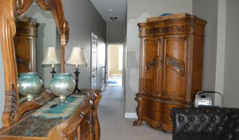 1410 N BOND St, Baltimore, MD 21213