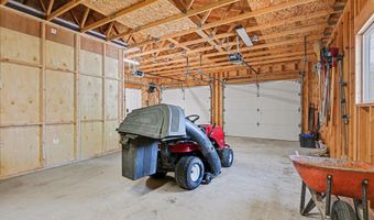 3517 Lake Allegan Dr, Allegan, MI 49010