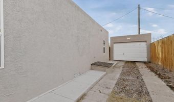 902 Headingly Ave NW, Albuquerque, NM 87107