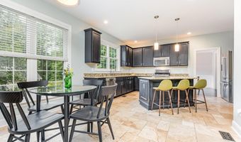 1206 Fairfax Woods Dr, Apex, NC 27502