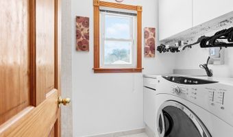 42 Lake Blvd, Aberdeen Twp., NJ 07747