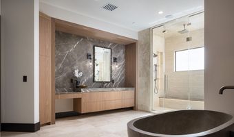 6 Bright Hollow Ct, Las Vegas, NV 89135
