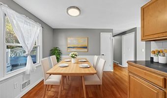 140 Promenade St, Barrington, RI 02806