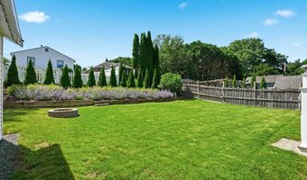 42 Matthies St, Beverly, MA 01915