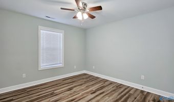 14300 Peek Dr, Athens, AL 35611