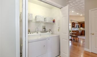 3 Sweet Corn Dr, Cranston, RI 02921