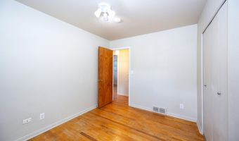1031 N Maple Rd, Ann Arbor, MI 48103