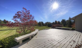 3682 Tanglewood Ct, Ann Arbor, MI 48105