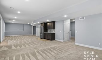 7787 S Gracemoor Ct SE, Alto, MI 49302