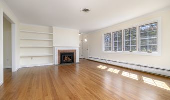 200 Chipman Dr, Cheshire, CT 06410