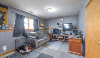 12448 NW Blackwood Dr, Adrian, MO 64720