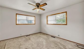 619 W 3rd St, Beggs, OK 74421