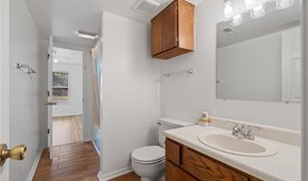 502 O St, Barling, AR 72923